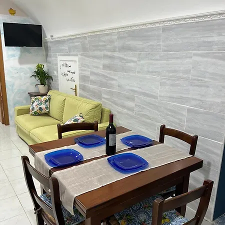 Semesterbostad Casa Il Pumo